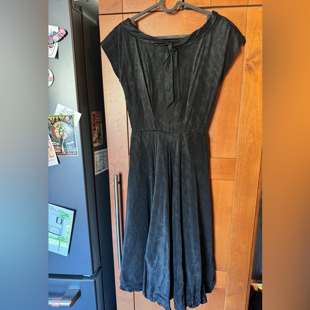 Elegant  vintage 40s /50s Black bubble dress